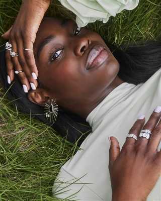 Daphne Silver Band Ring 196088756363