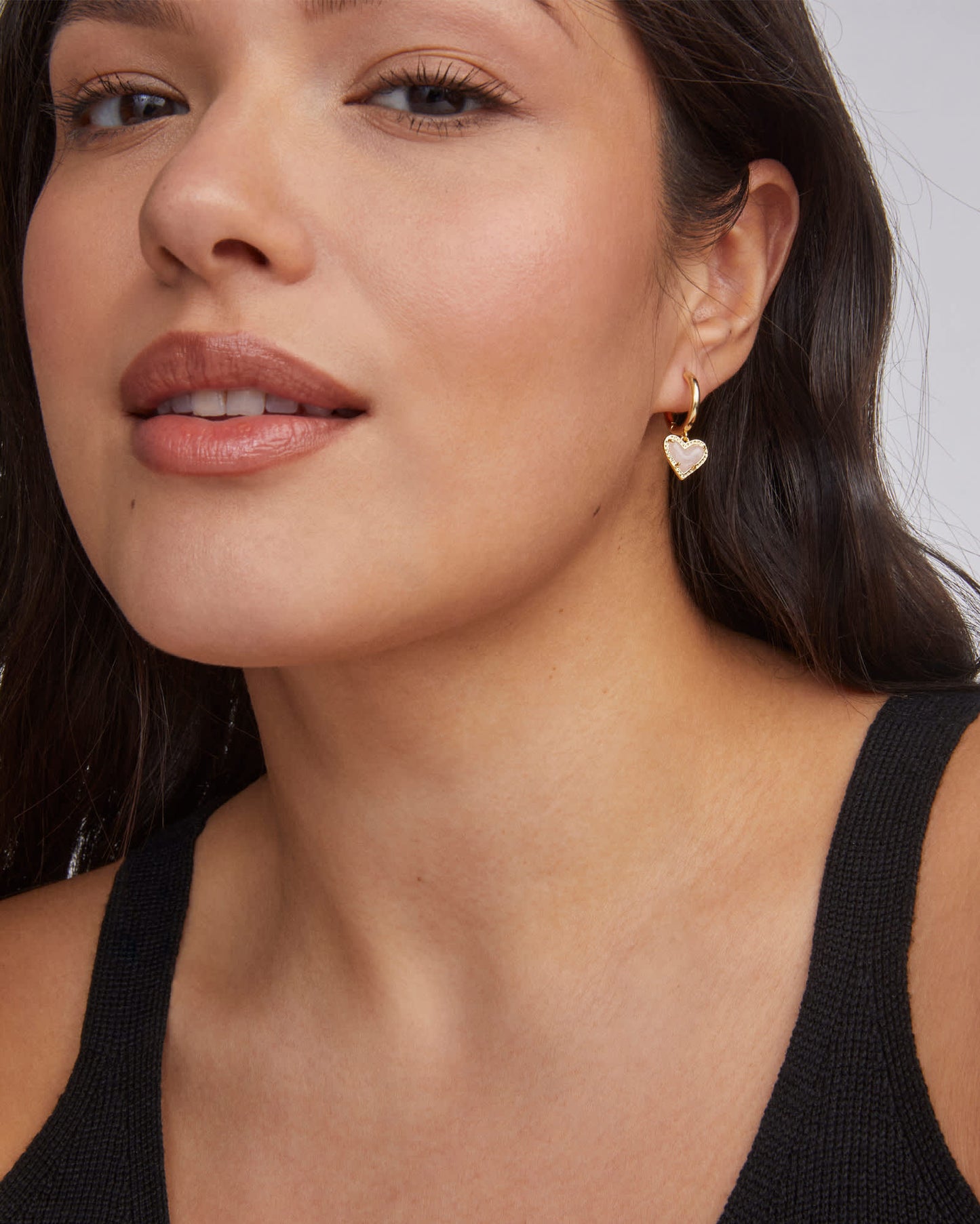 Ari Heart Gold Huggie Earrings in Rose Quartz