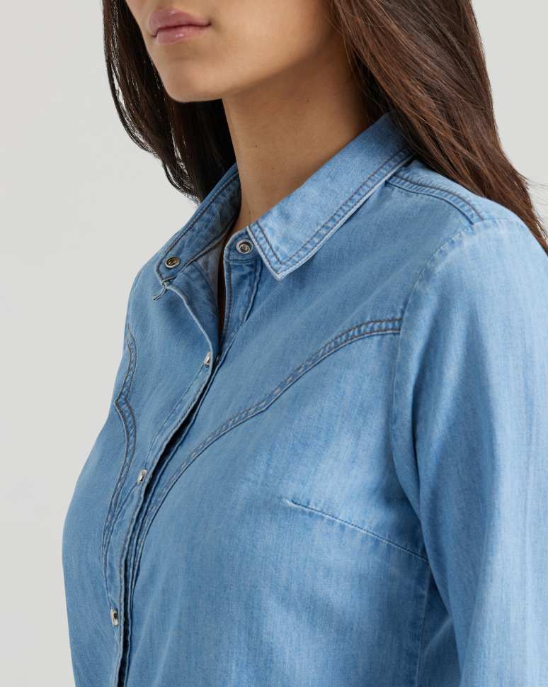 Wrangler® x Yellow Rose by Kendra Scott Denim Western Shirt 196458414664