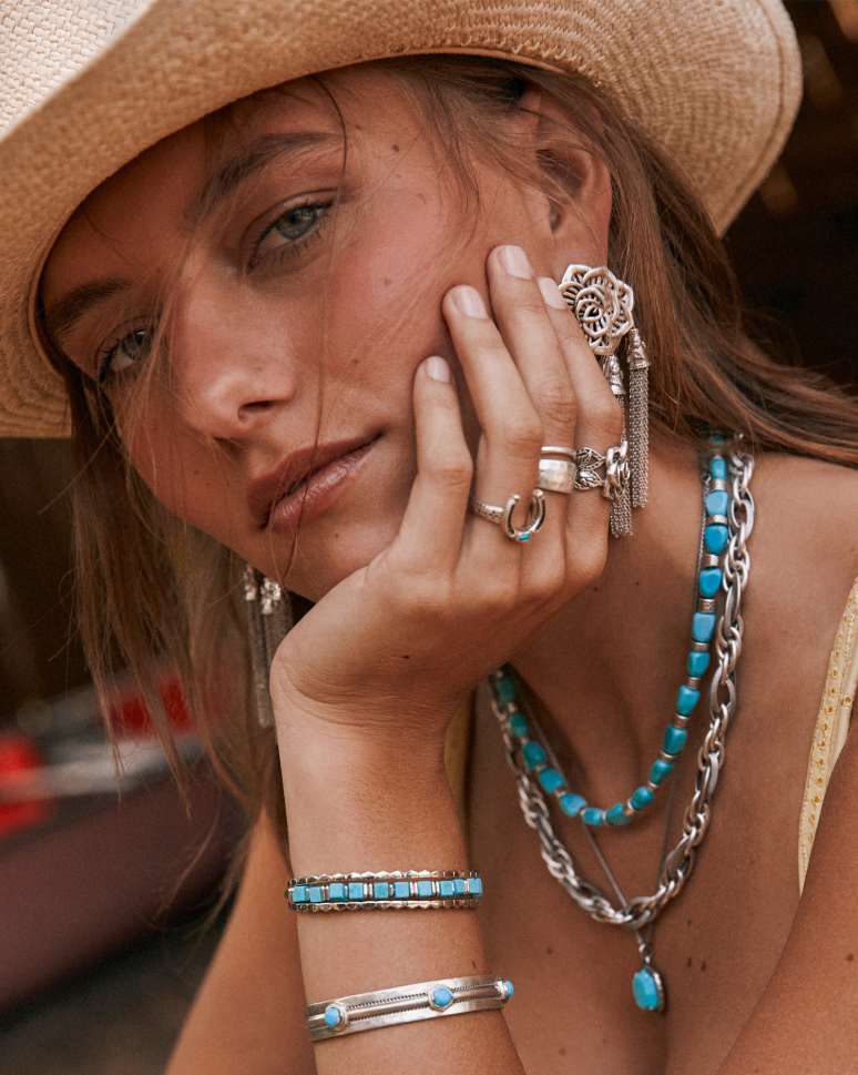 Noble Vintage Gold and Silver Horseshoe Cocktail Ring