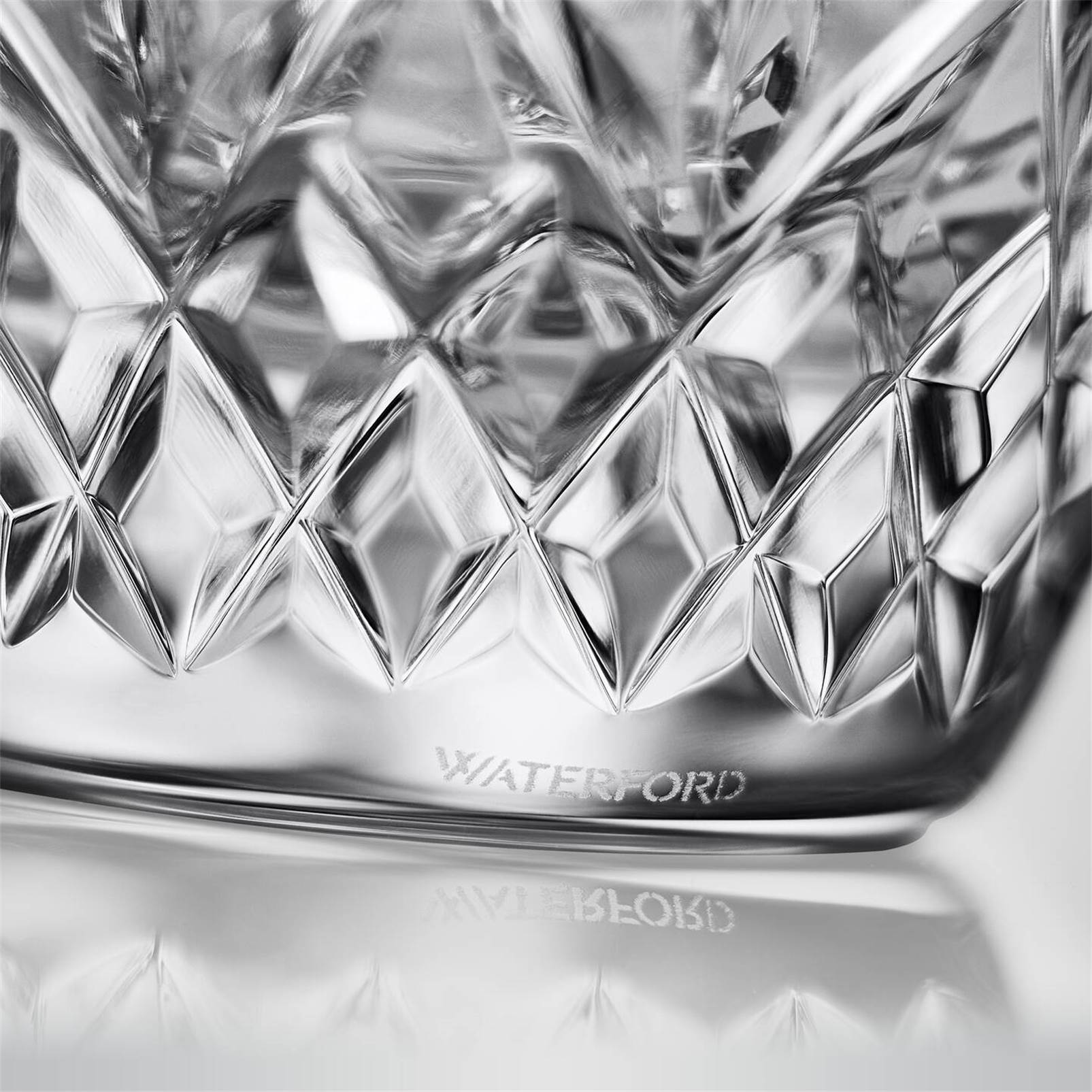 Water Ford Angular Vase 9in 1057715