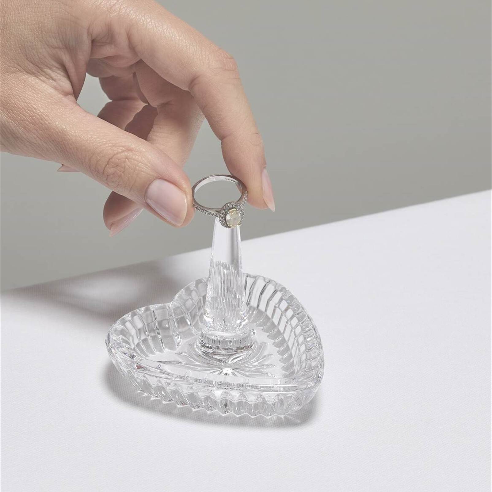 Water Ford Heart Ring Holder 3in 1058311