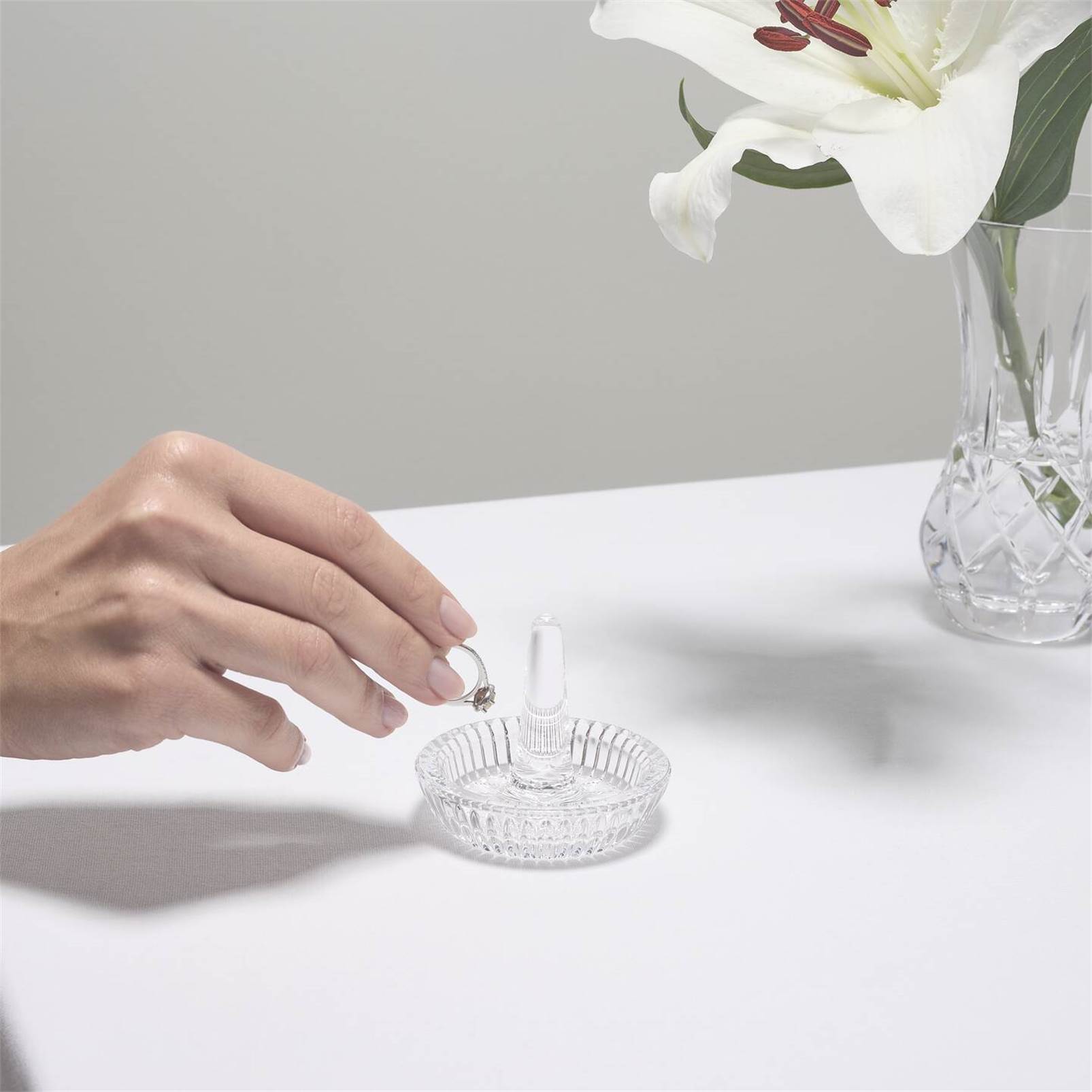 Water Ford Round Ring Holder 1060943