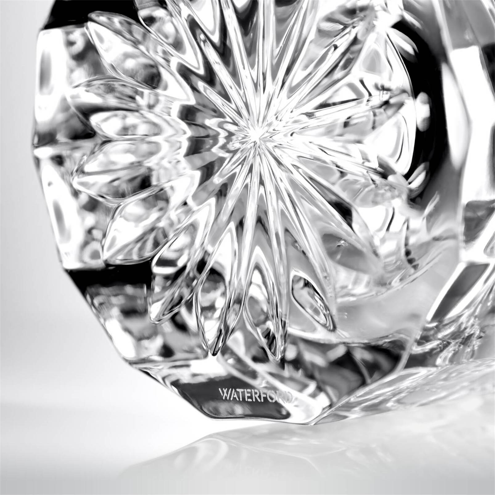 Water Ford Vase 12in 1062063