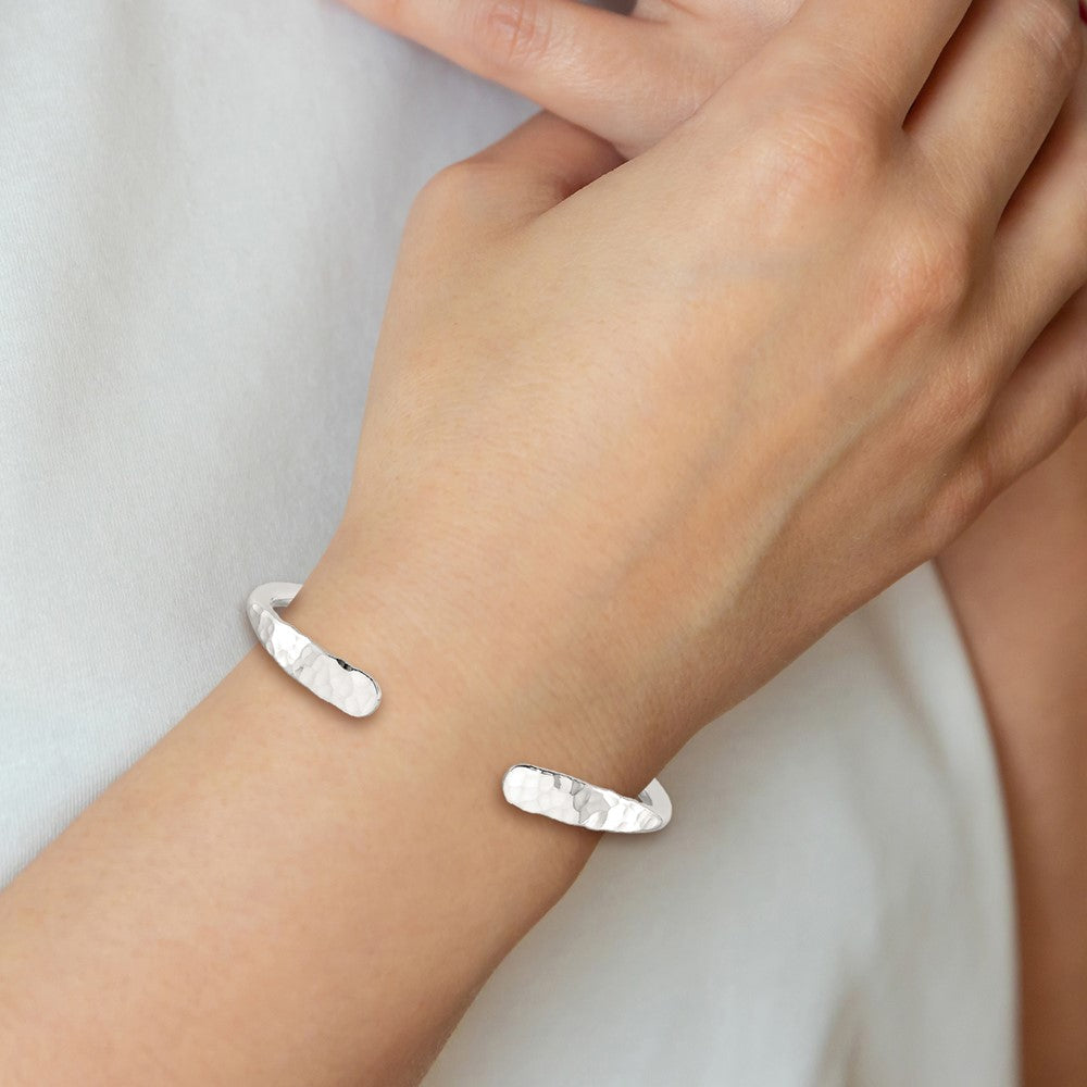 Sterling Silver Polished with Hammered Ends Cuff Bangle QB1450