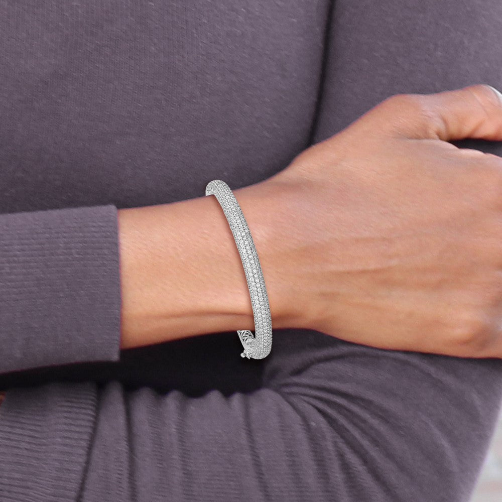 Sterling Shimmer Sterling Silver Rhodium-plated 303 Stone CZ Pav������������������������������������������������������ Hinged Bangle QB666