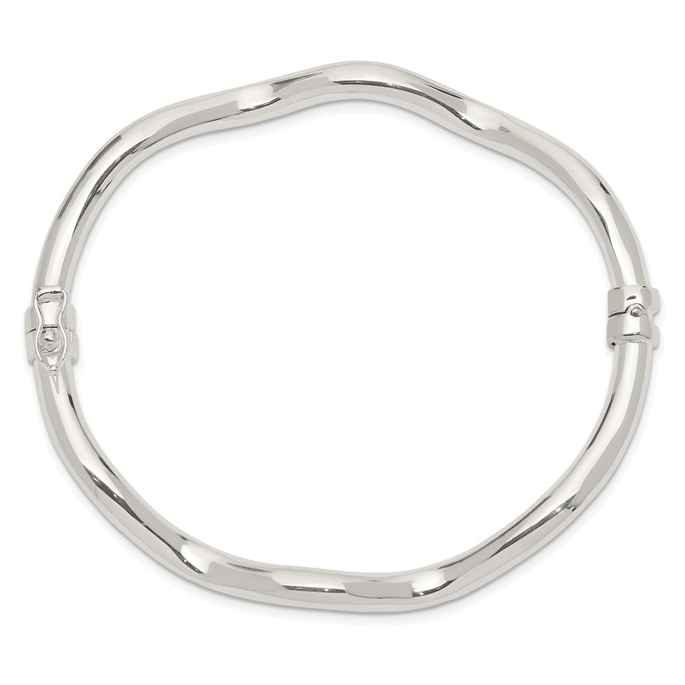 Sterling Silver Polished Wavy Hinged Bangle QB681