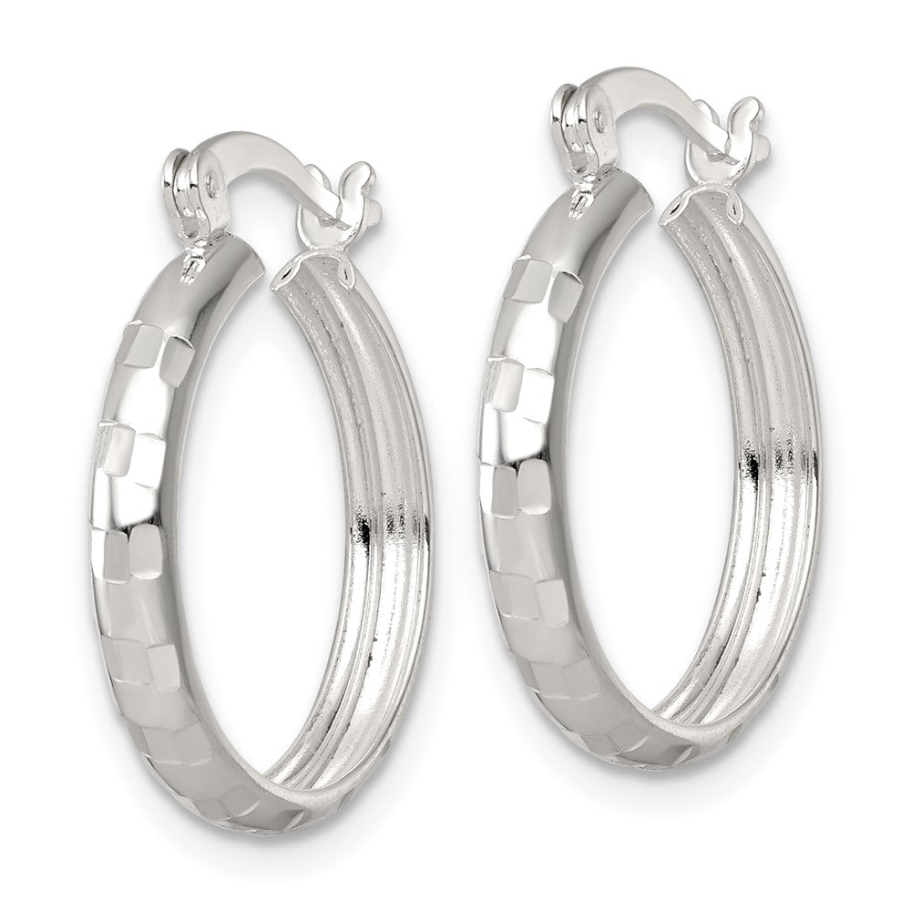 QE17827 Sterling Silver Polished Diamond-cut 20x3mm Round Hoop Earrings