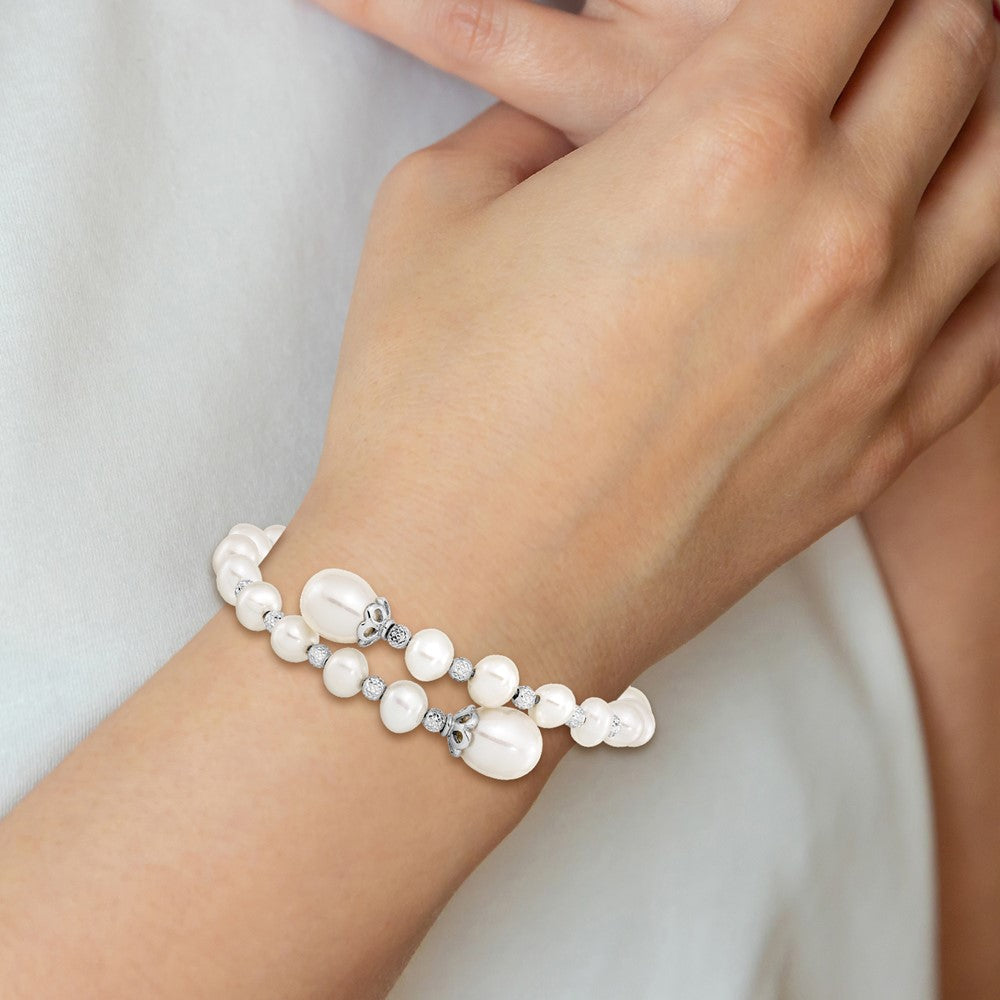 Sterling Silver Rhodium-plated 6-9mm White Teardrop and Near-Round Freshwater Cultured Pearl with Diamond-cut Beaded Wrap Flexible Bangle QH5413