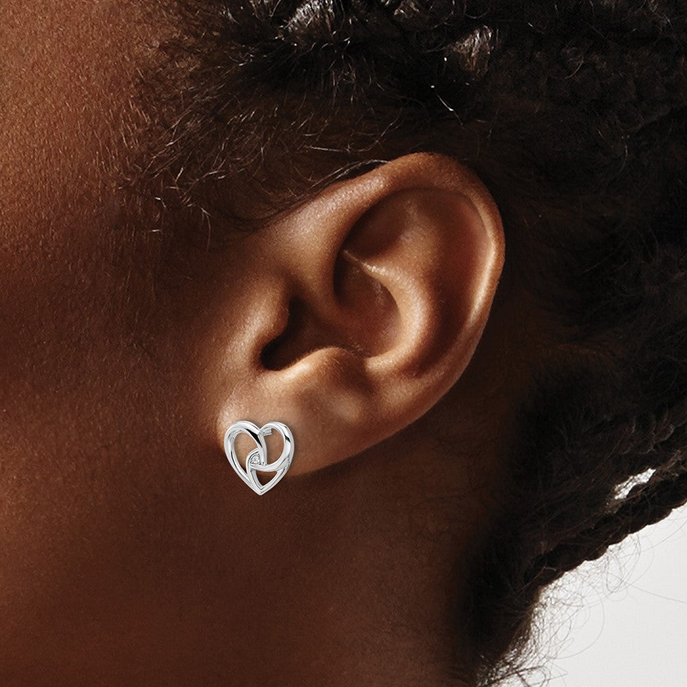 QW604 White Ice Sterling Silver Rhodium-plated Diamond Fancy Heart Post Earrings