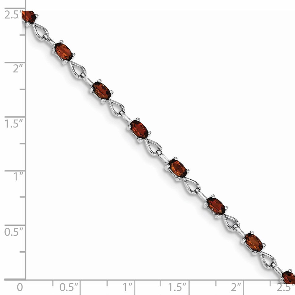 Sterling Silver Rhodium-plated Garnet Bracelet QX838GA