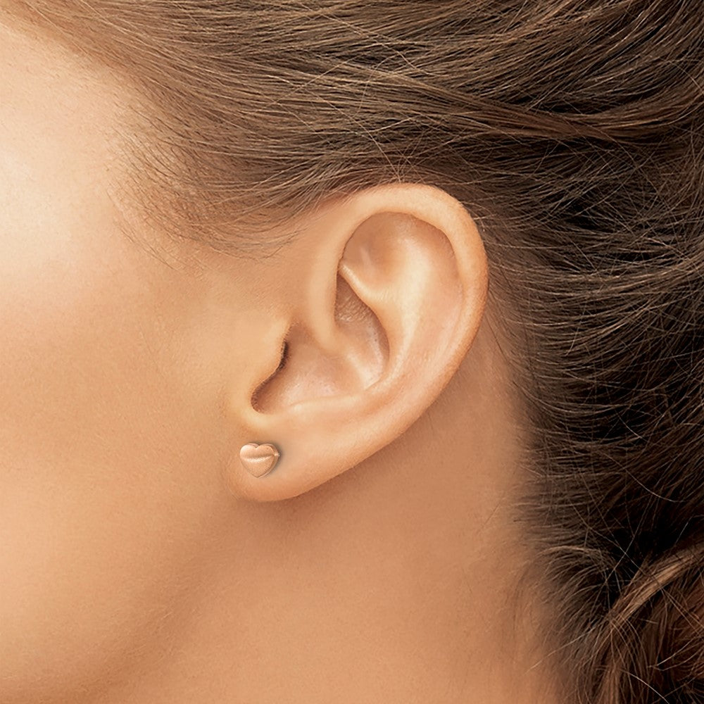TBE139 Chisel Titanium Brushed Rose IP-plated Heart Post Earrings