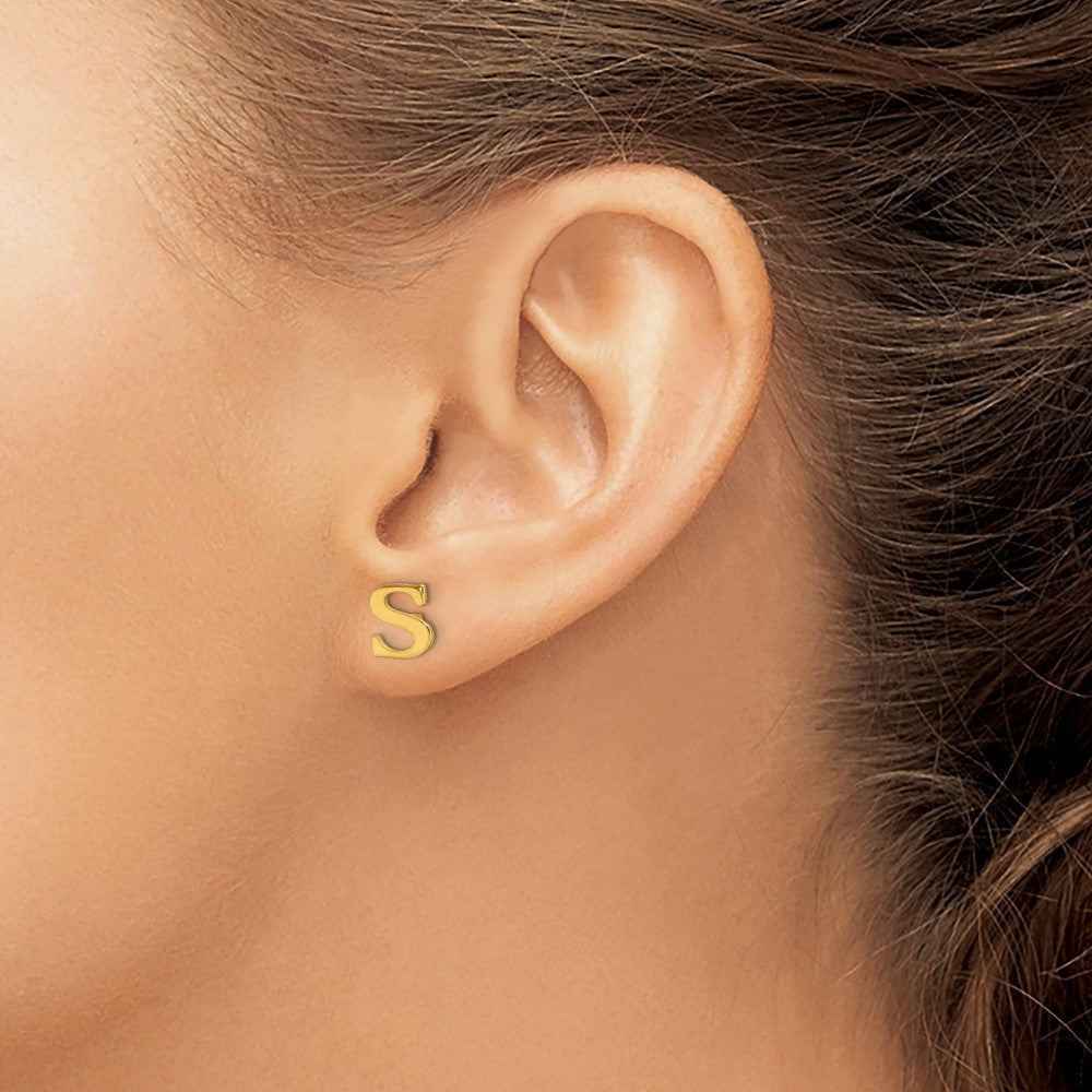 XNE46GP_S Sterling Silver Gold-plated Letter S Initial Post Earrings