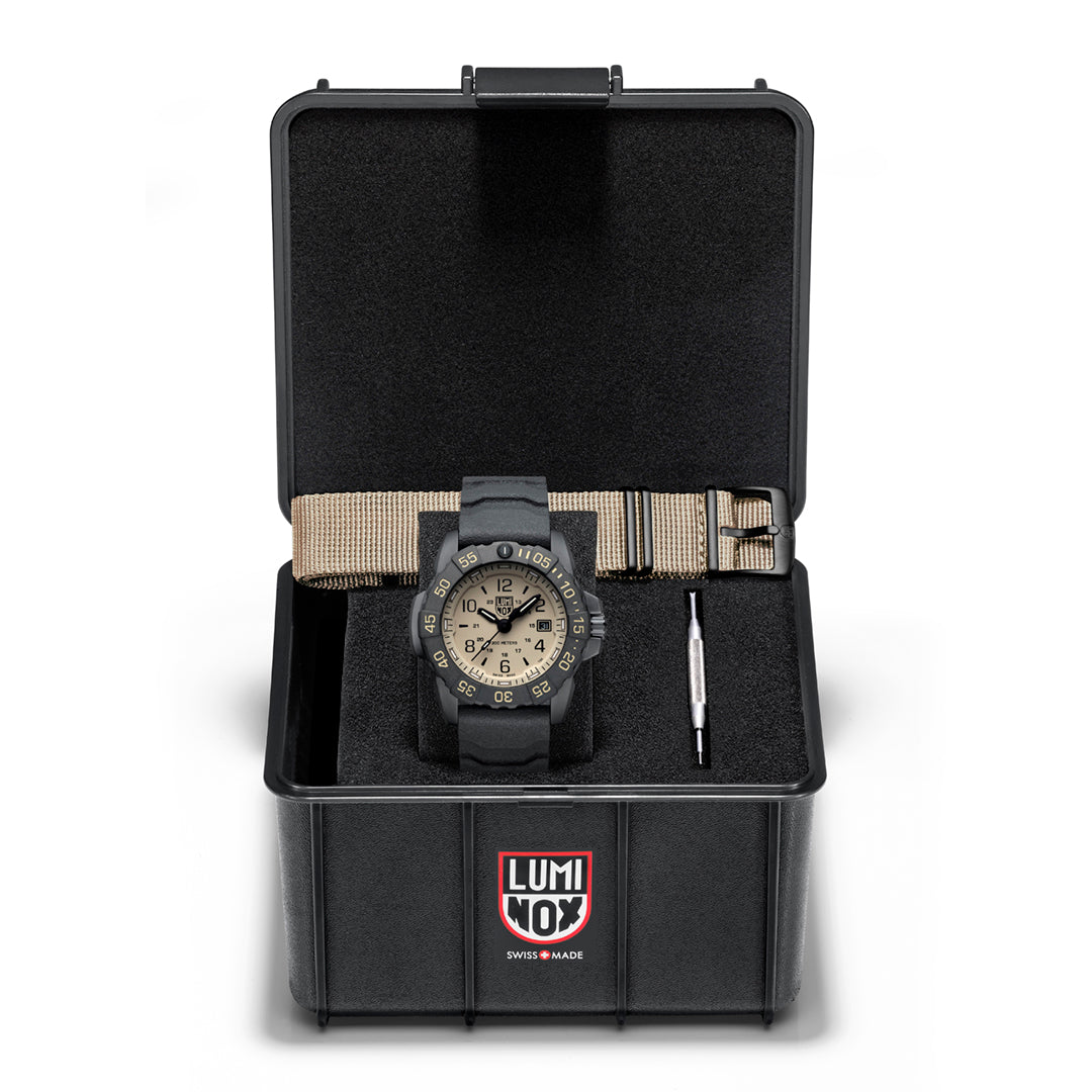 Luminox Navy SEAL Foundation 3250, 45 mm, Military Dive Watch, Set