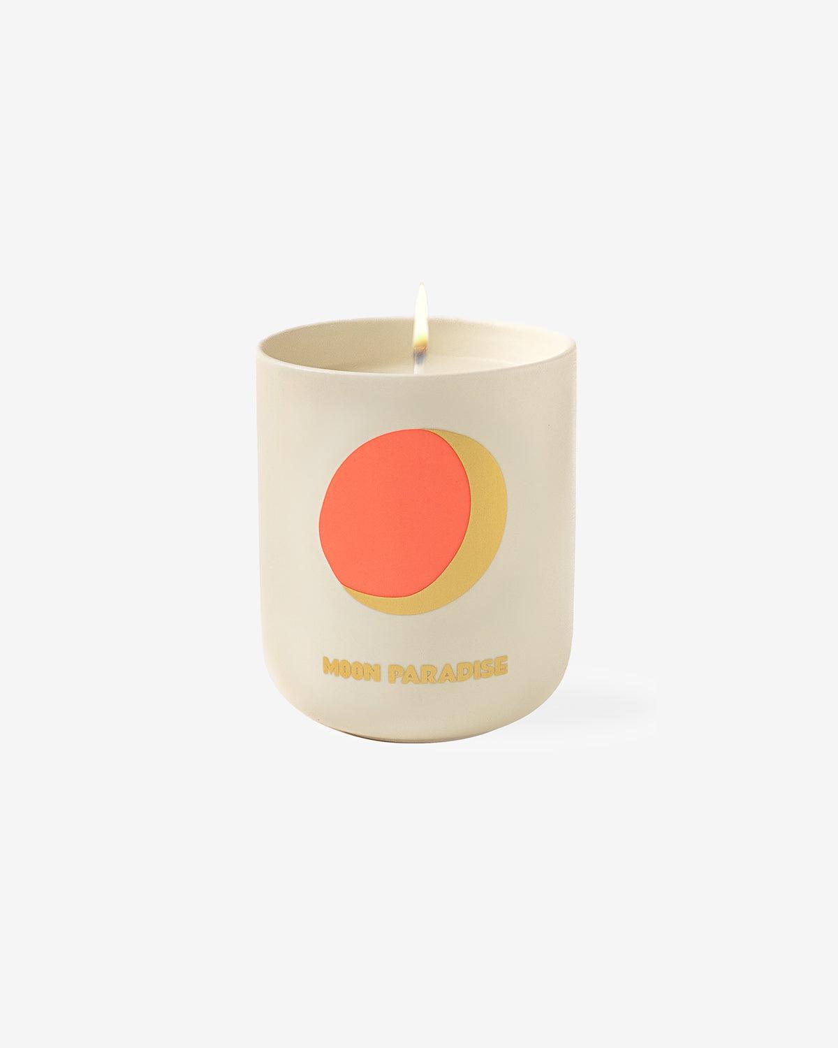 moon-paradise-travel-from-home-candle
