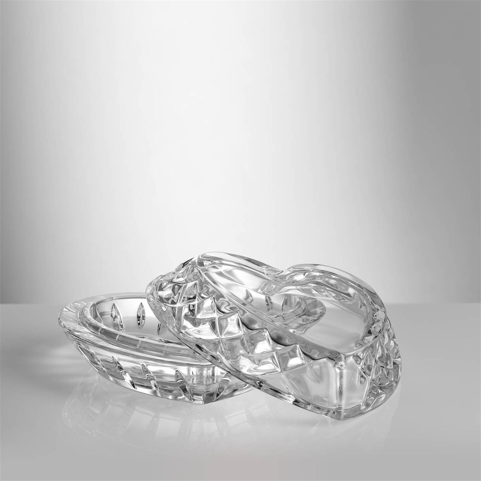 Water Ford Heart Box 4.5in 1058304