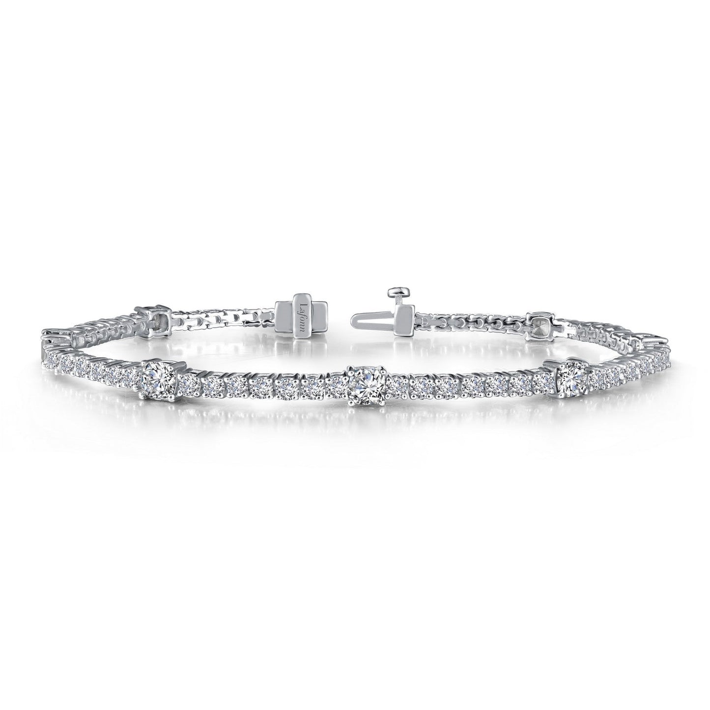 5.82 CTW Classic Station Link Bracelet